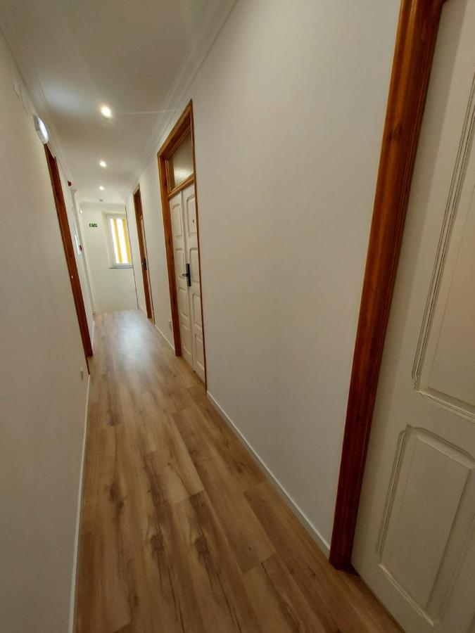 Wolley - Peniche Guesthouse 2 Экстерьер фото